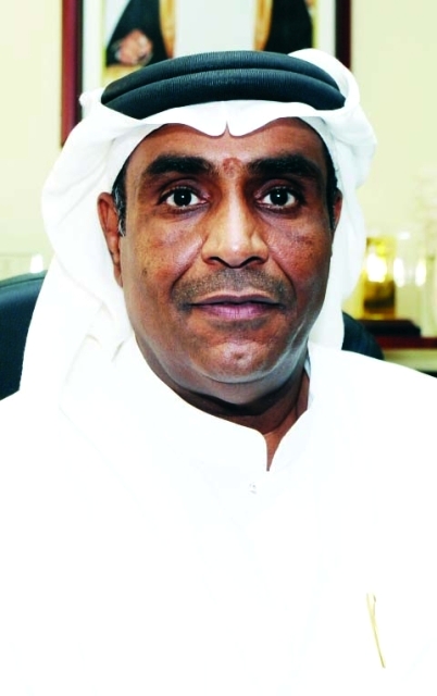"خليفة حارب : افتتاح الهيبر ماركت ومواقف السيارات و57 محلا في سوق الفهيدي"