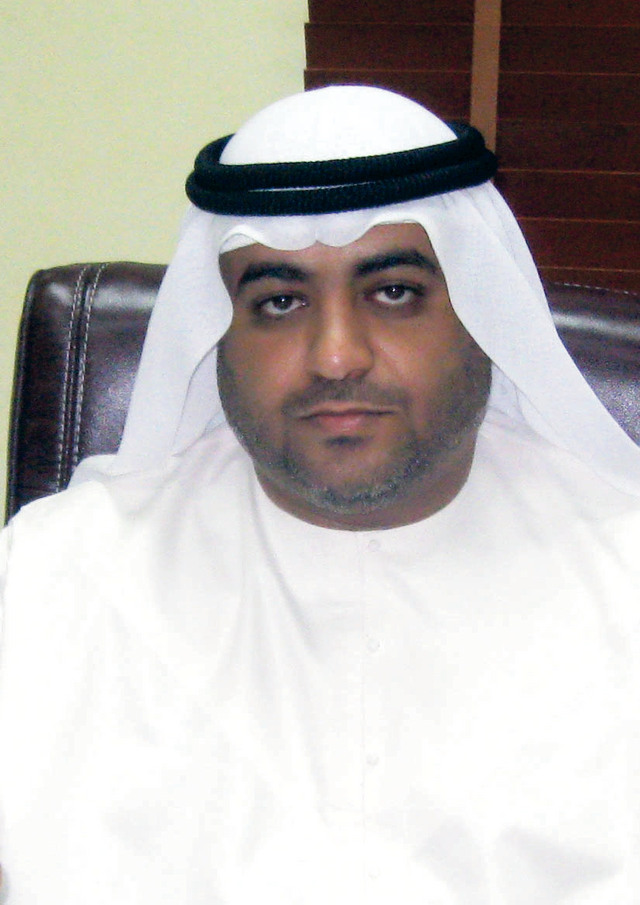 "راشد الحمر"