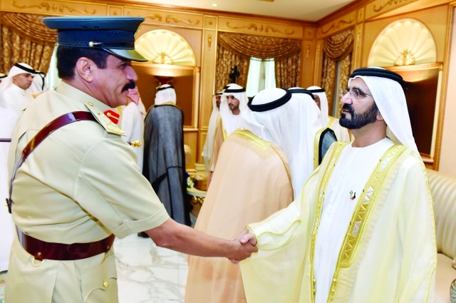 "نائب رئيس الدولة يتقبل التهاني من المزينة"