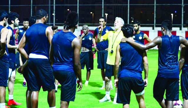 "جانب من تدريبات الجزيرة قبل العيد البيان"
