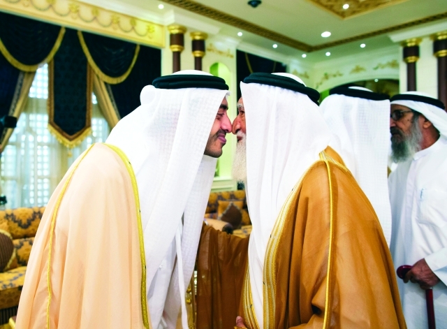 "عبد الله بن زايد يتلقى تهاني حامد الشامسي"