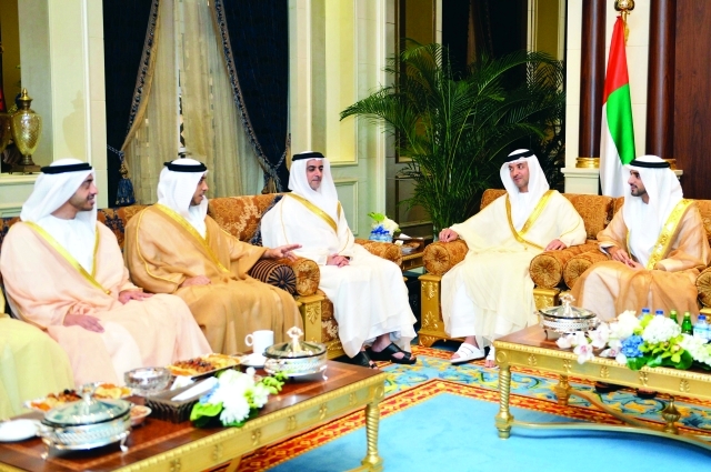 "حمدان بن محمد وهزاع وسيف ومنصور وعبدالله بن زايد"
