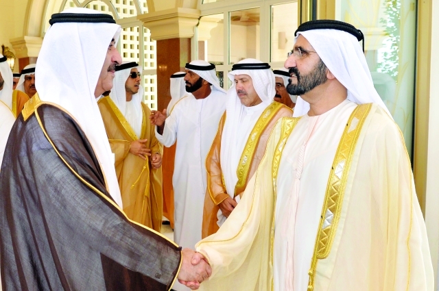 "محمد بن راشد يتلقى تهاني سعود المعلا بحضور منصور بن زايد ومصبح الفتان"
