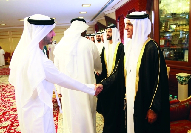 "سعود بن صقر يتلقى التهاني بحضور محمد بن سعود وام"