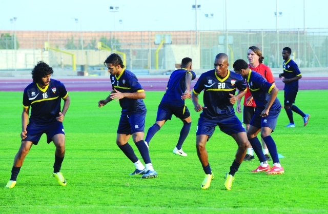 "اختصار برنامج إعداد المنتخب لدعم برامج الأنديةالبيان"