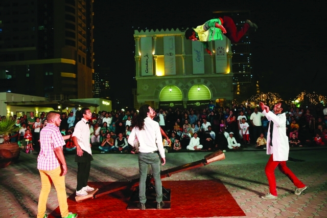 "عروض فنية مميزة"