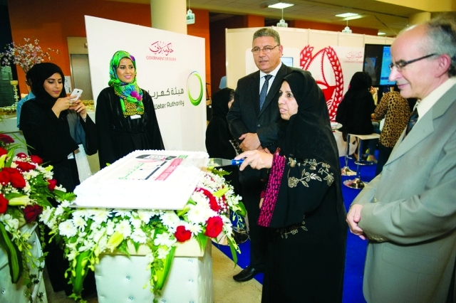 "افتتاح المعرض المصاحب لمشروع التخرج"
