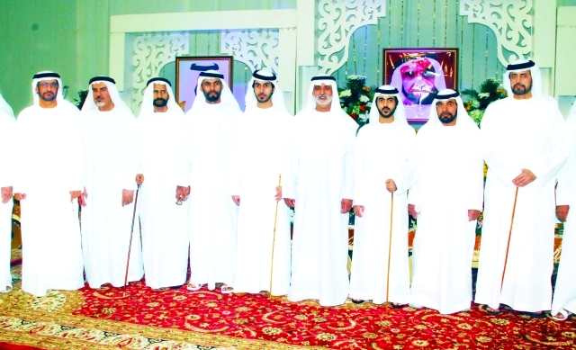 "نهيان بن مبارك خلال مشاركته في الحفل"