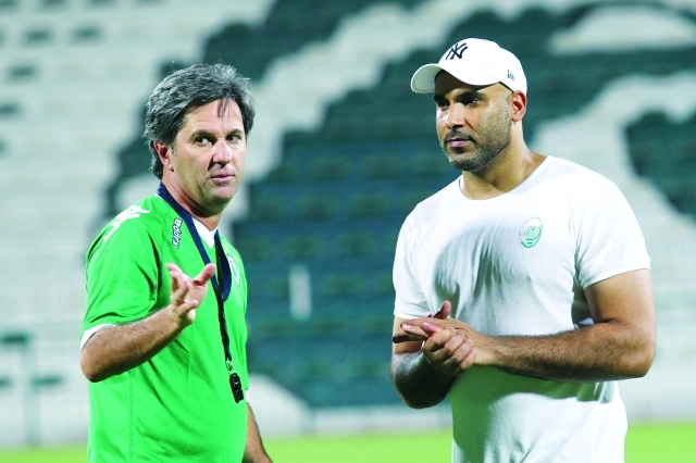 "المدرب جونيور البيان"