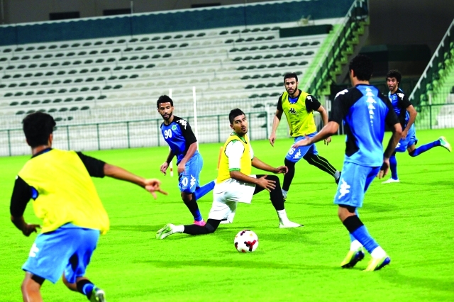 "من تدريبات الجوارح في معسكر هولندا\tمن المصدر"