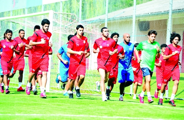 الجزيرة يفتتح معسكر سويسرا بمران صباحي