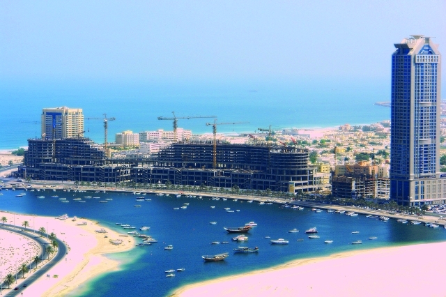 "لقطة جوية لمشروع مركز تسوق الشارقة متعدد الاستخدامات (البيان)"