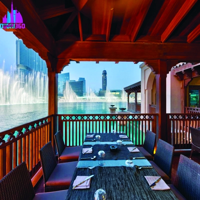 "30_restaurant2fountain"
