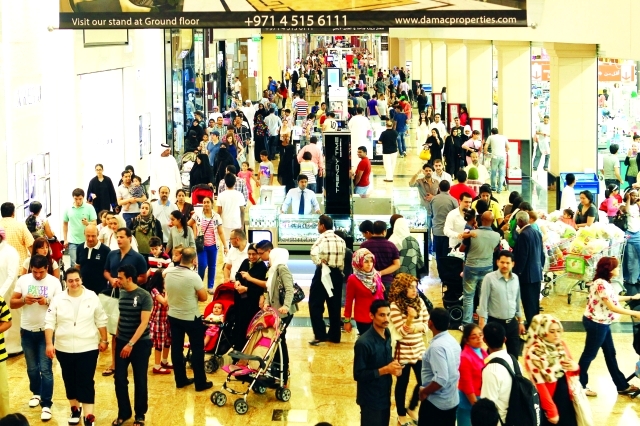 "نمو كبير في المبيعات وأعداد الزوار في مختلف مراكز التسوق أرشيفية"