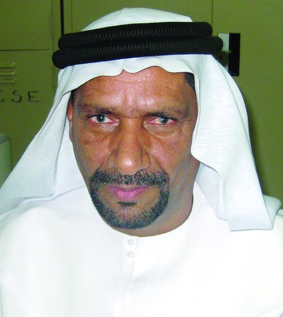 "سليمان الخديم"
