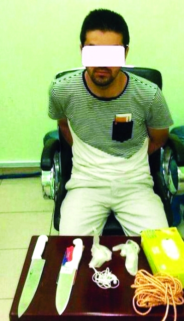 "المتهم وأدوات الجريمة من المصدر"
