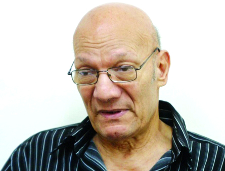 "الشاعر عبدالمعطي حجازي"