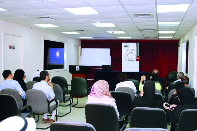 "خفوت بريق الأمسيات يضيع فرصة نوعية للقاء الأديب مع الجمهور \t\t\t\t\t\t\t\t\t ارشيفية"