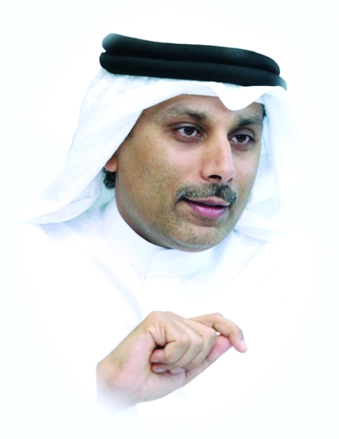 "عبد اللطيف الشامسي: أول مؤسسة تعليمية تعتمد اللائحة وتطبيق برنامج «السايبر سي 3»"