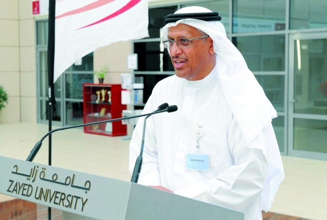 "رياض المهيدب: تخريج كوادر مؤهلة تسهم في مستقبل الدولة"