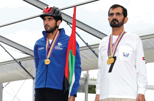 "محمد بن راشد وحمدان بن محمد عقب التتويج في مونديال لندن 2012"