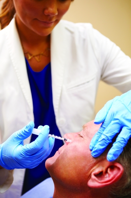 "نسبة الرجال الذين يقبلون على عمليات التجميل في نمو مستمر"