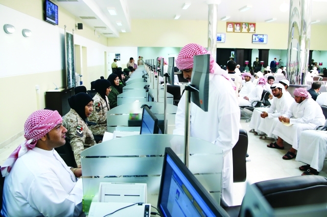 "خلال استقبال المنتسبين  في شعبة التجنيد بابوظبي   أرشيفية"