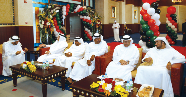 "عبد الرحمن العويس والكمالي والدوسري وسعيد الطاير"