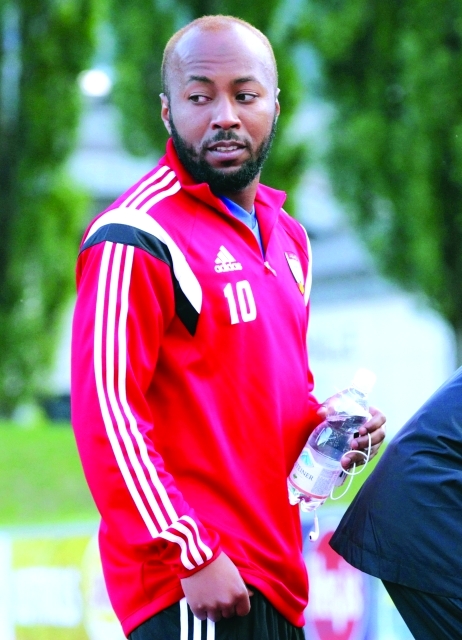 "إسماعيل مطر غادر المعسكر بداعي الإصابة"