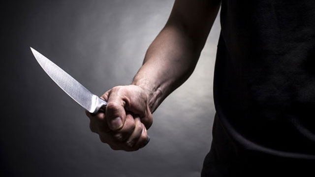 تفاصيل جريمة "قاتل" زوجته وطفله بمساندة شريكته بالسعودية