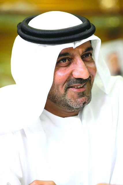 "أحمد بن سعيد آل مكتوم"
