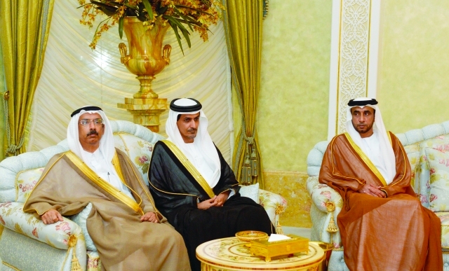 "محمد المر وعلي الشامسي وحميد النيادي خلال اللقاء"