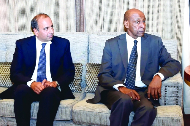 "جانب من الوفد الأممي"