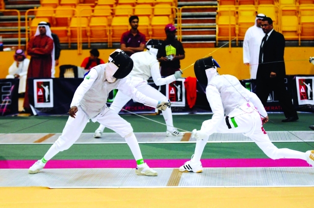 "جانب من مشاركات منتخب المبارزة"