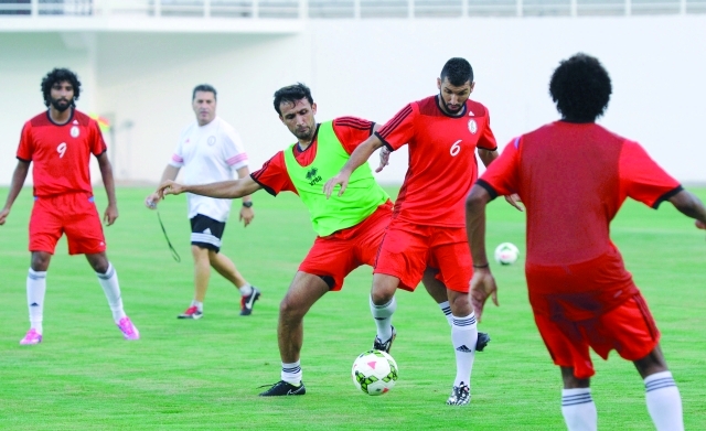 "تدريبات جادة للوحدة استعداداً لبداية الدوري البيان"