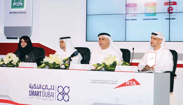 طرق دبي تطلق 5 تطبيقات ذكية لـ30 خدمة