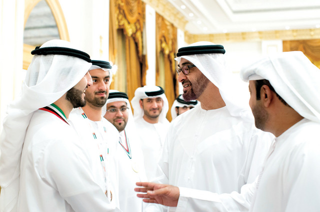 "محمد بن زايد يشيد بإنجازات الشطرنج\t وام"