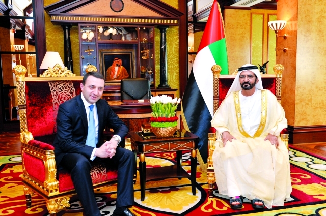 "محمد بن راشد خلال استقباله رئيس الوزراء الجورجي"