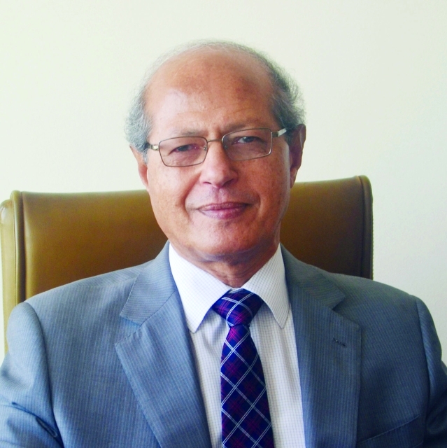 "السفير رجا أحمد حسن"