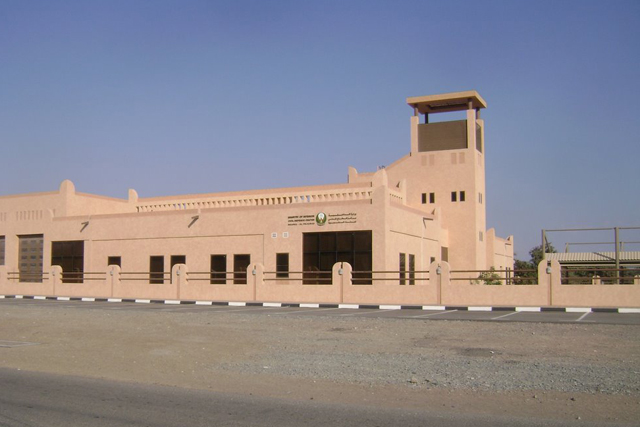 السيطرة على حريق بمنزل مواطن في ضدنا