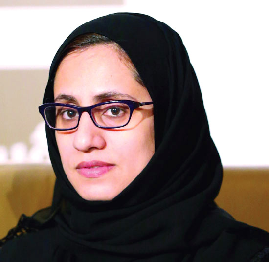 "كليثم الشامسي: تقديم وتمديد طلب الإجازة من خارج الدولة"