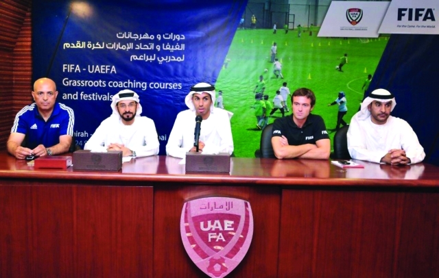 "جانب من الحضور خلال فعاليات الدورةالبيان"