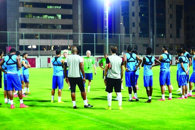 "الجزيرة يستأنف تدريباتهالبيان"