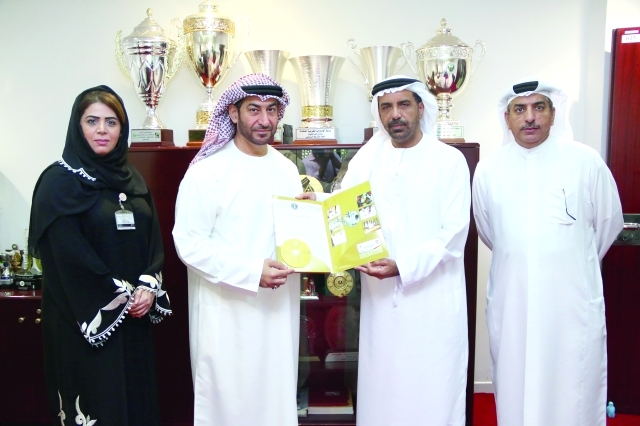 "استقبال رئيس اللجنة المنظمة لماراثون الوفاء للقائد"