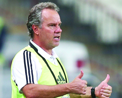 "البرازيلي بوناميغو مدرب فريق الشارقة"