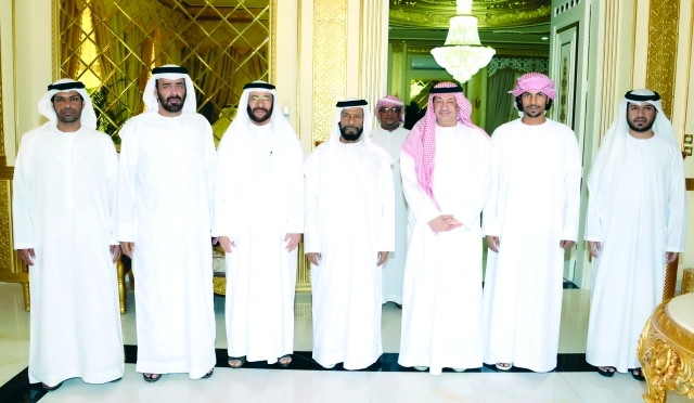 "محمد بالركاض مع خليفة ناصر السويدي وسالم ونهيان بالركاض"