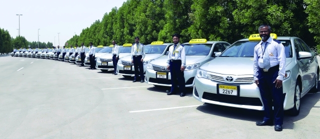 "إطلاق خدمة الشاشات الذكية في 1000 مركبة أجرة \t أرشيفية"