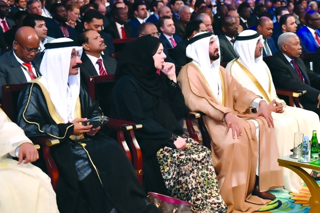 "أحمد بن سعيد ومحمد الشيباني وريم الهاشمي وسلطان بن سليم يتابعون الفعالياتتصوير- محمد هشام"