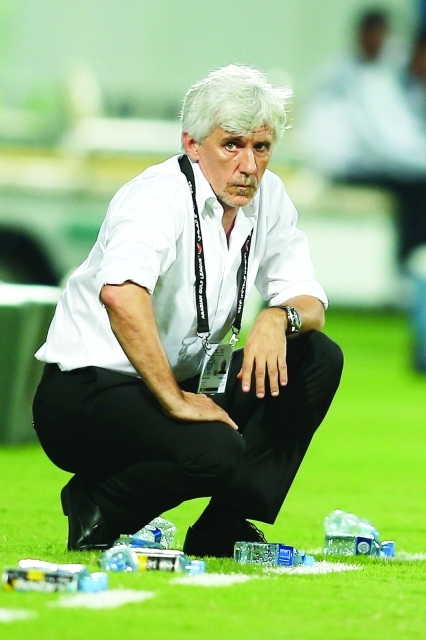 "أداء النصر يحيّر يوفانوفيتش"