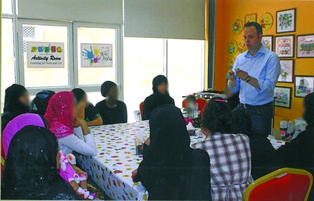 "تأهيل ضحايا الاتجار بالبشر على تجاوز تجاربهم القاسيةوام"